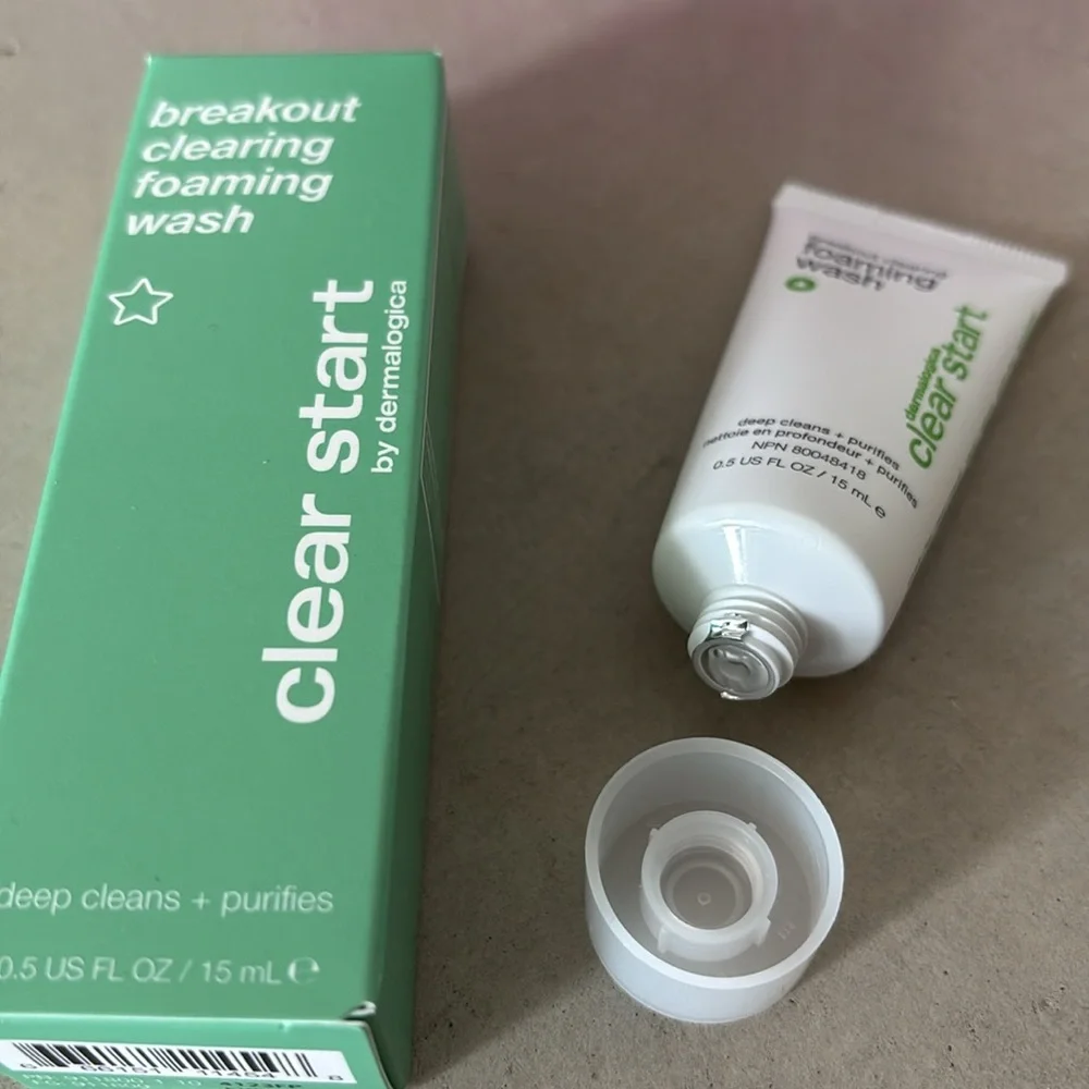 NIB Dermalogica bundle: Clear Start Breakout Clearing Booster & Foaming Wash